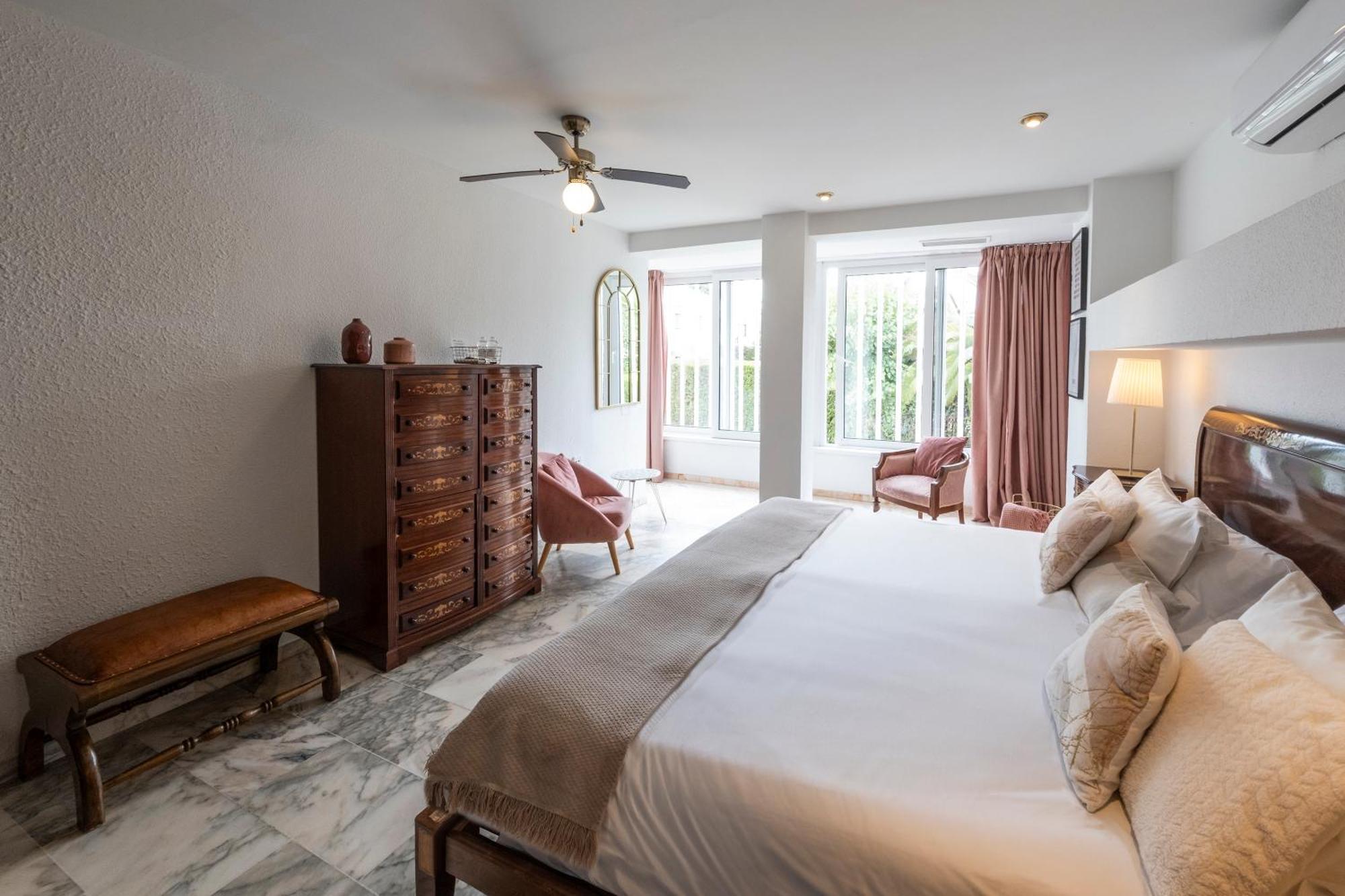 Hotel B&B Casa Arena Sevilla Томарес Экстерьер фото